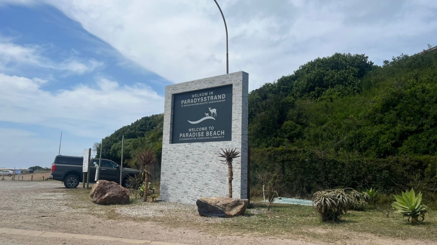 Commercial Property for Sale in Paradise Beach Eastern Cape